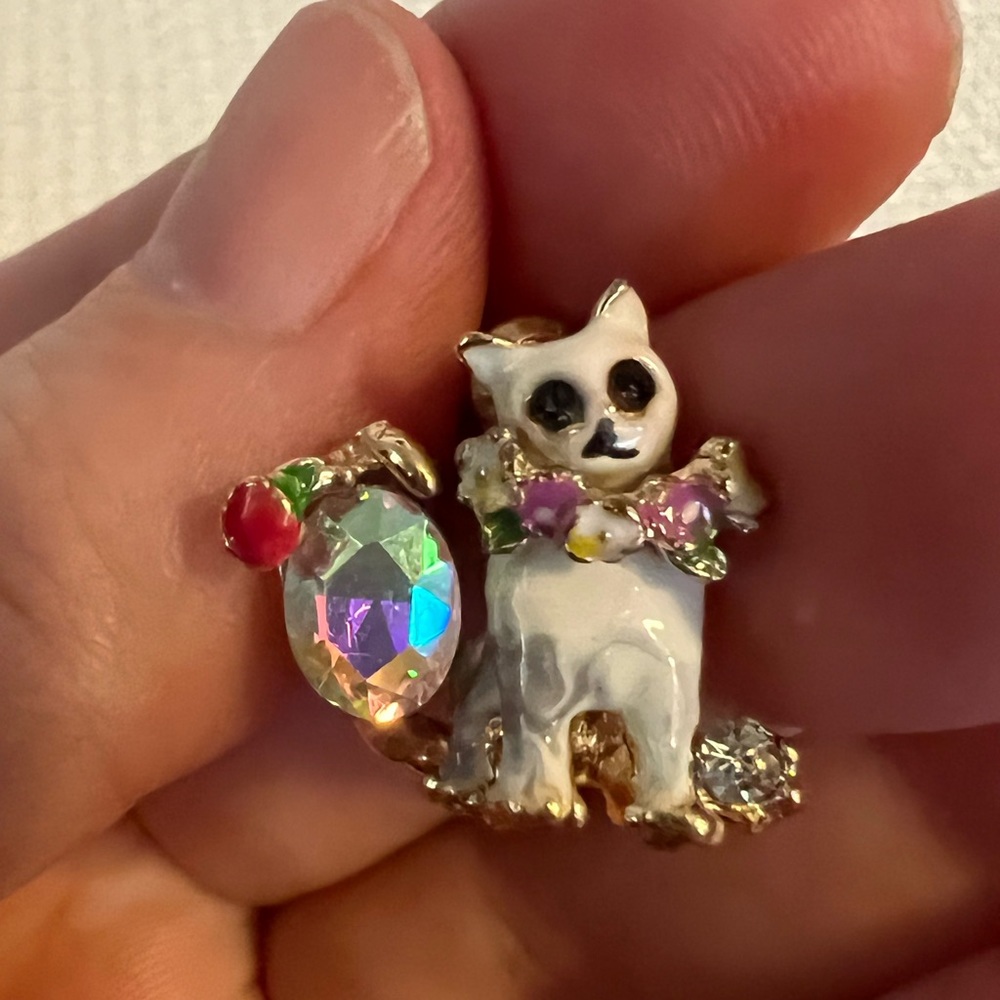 Cute kitty earrings!